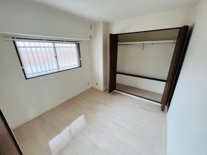 物件内観写真18　(居室)