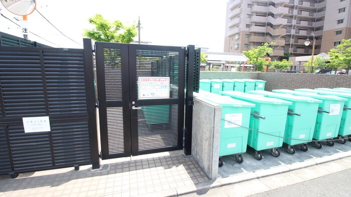 物件外観写真6　(建物設備)