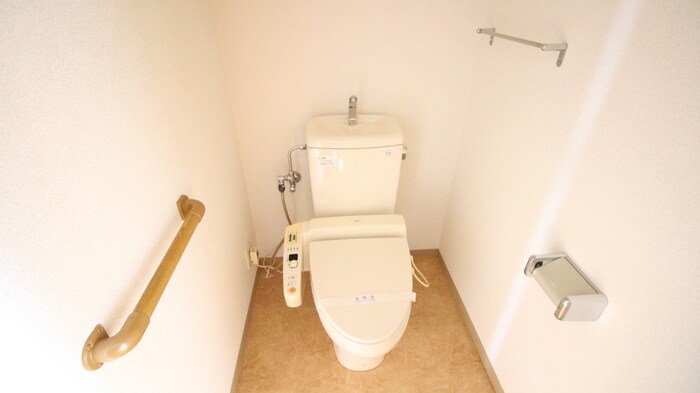 物件内観写真14　(トイレ)