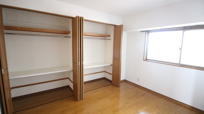 物件内観写真18　(収納)