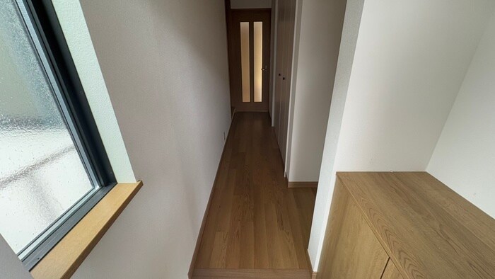 物件内観写真20　(廊下)