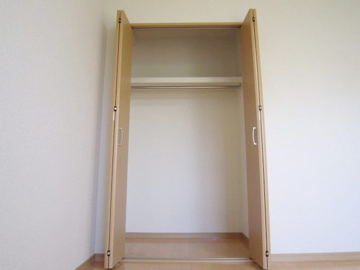 物件内観写真11　(収納)