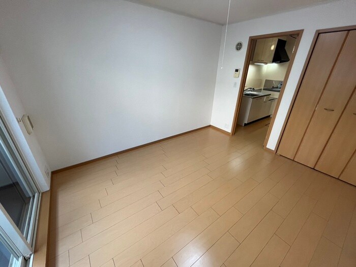 物件内観写真11　(居室)