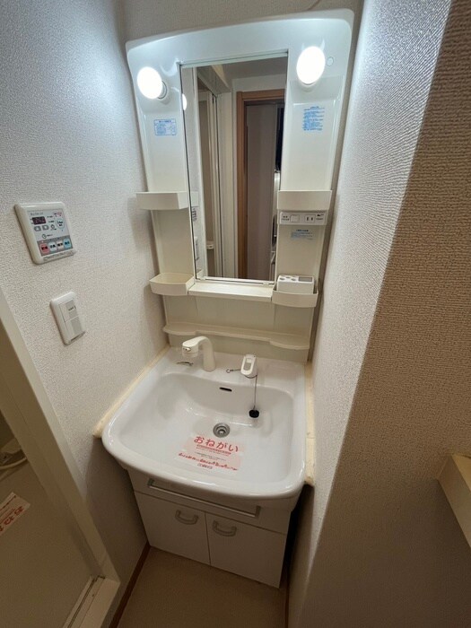 物件内観写真14　(洗面)