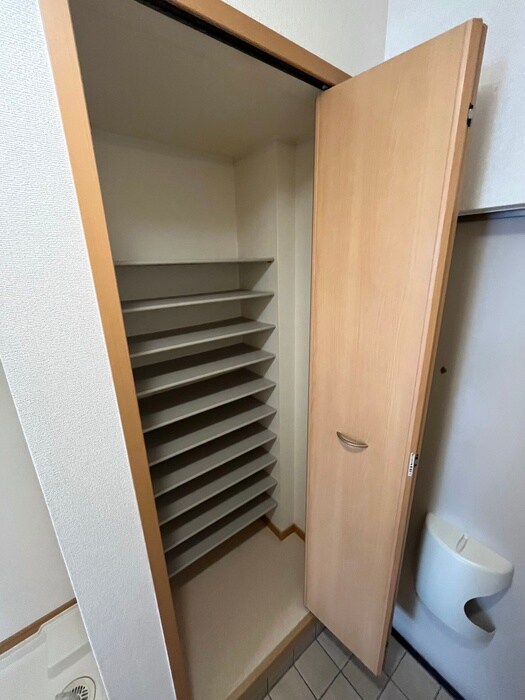 物件内観写真19　(靴箱)