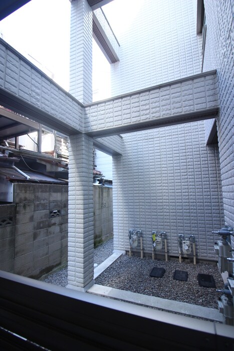 物件内観写真18　(室内からの展望)