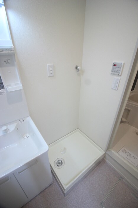 物件内観写真22　(洗濯機置場)