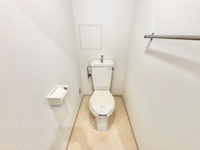 物件内観写真12　(トイレ)