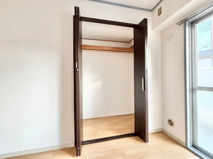 物件内観写真13　(収納)