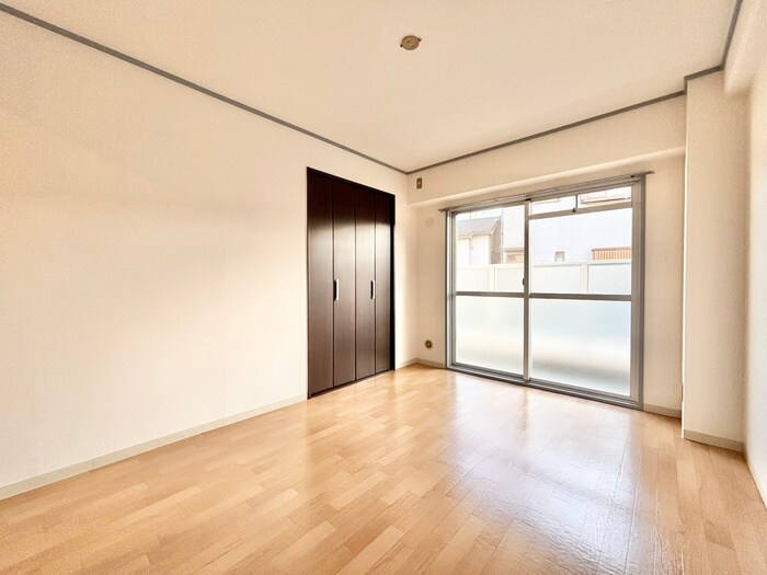 物件内観写真14　(居室)