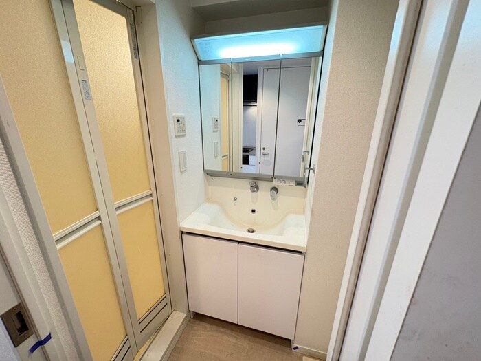 物件内観写真11　(洗面)