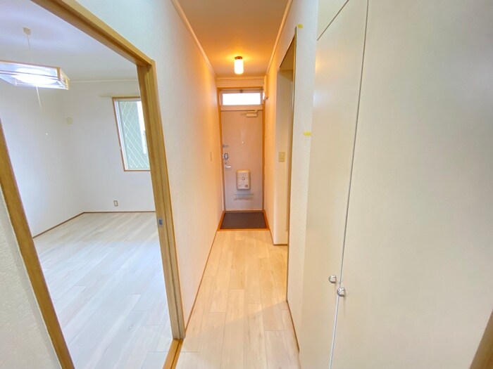 物件内観写真19　(廊下)