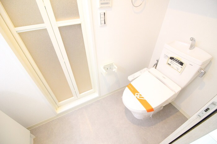 物件内観写真14　(トイレ)