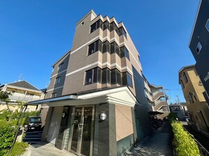 アドミラブ－ル長岡京外観写真