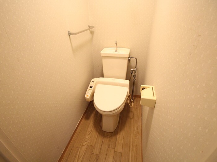 物件内観写真10　(トイレ)