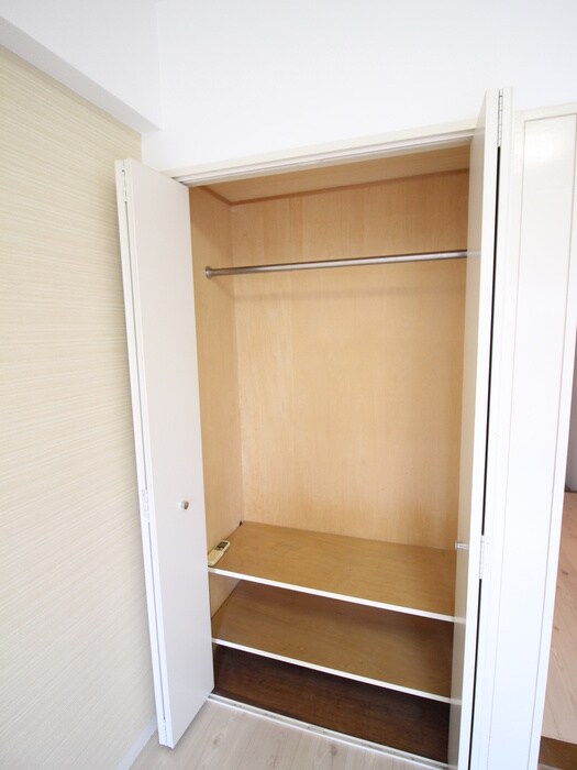 物件内観写真10　(収納)