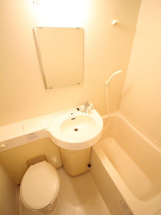 物件内観写真12　(バス／シャワールーム等)