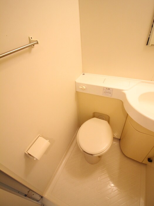 物件内観写真14　(トイレ)