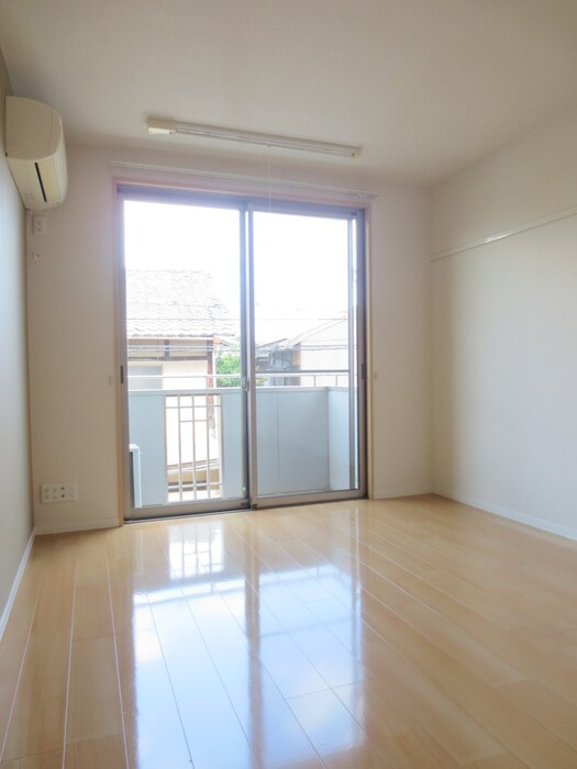 物件内観写真11　(居室)