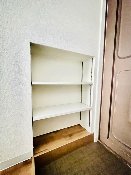 物件内観写真14　(靴箱)