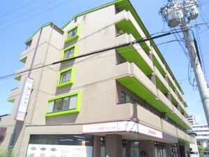 いずみやビル外観写真