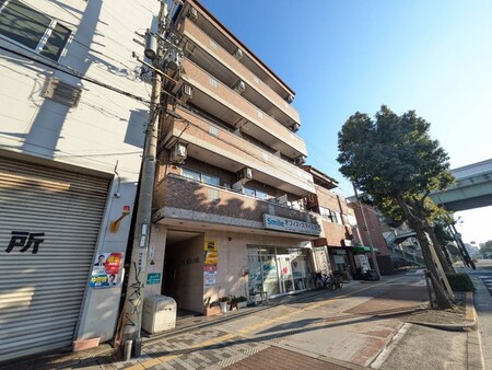 ＬＩＶＥ　ＳＱＵＡＲＥ外観写真