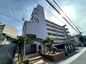 サン春日第２マンション外観写真