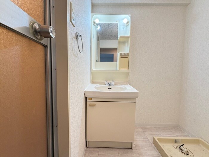 物件内観写真15　(洗面)