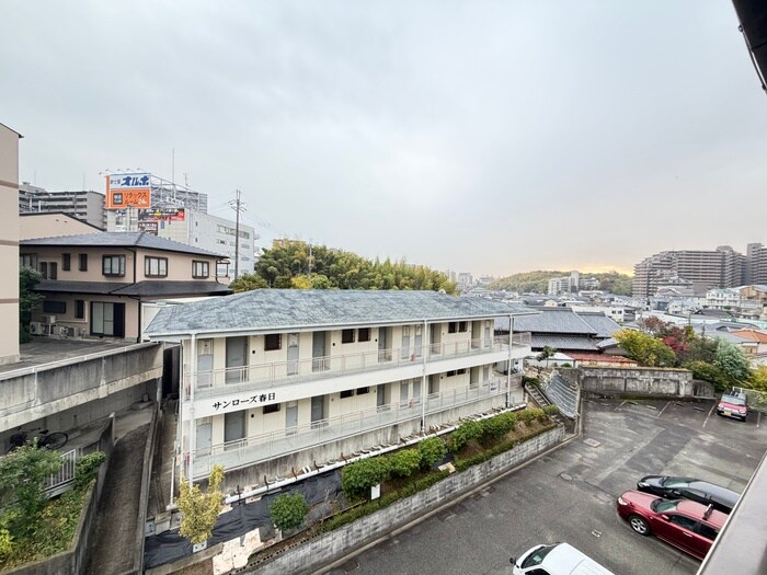 物件内観写真22　(室内からの展望)