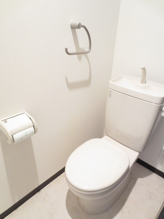 物件内観写真12　(トイレ)