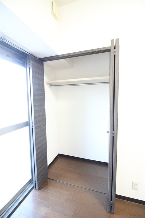 物件内観写真13　(収納)