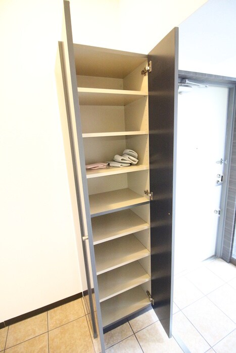 物件内観写真17　(靴箱)