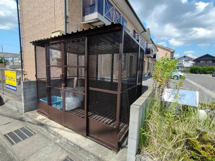 物件外観写真4　(建物設備)