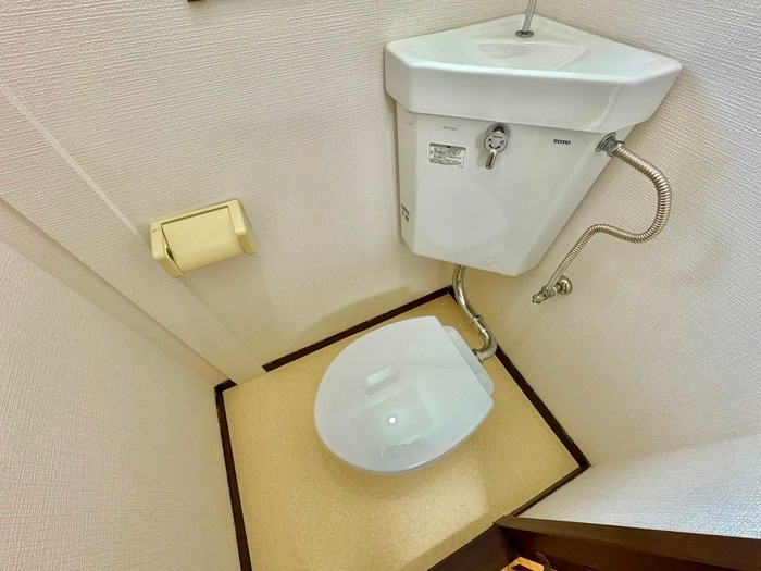 物件内観写真8　(トイレ)