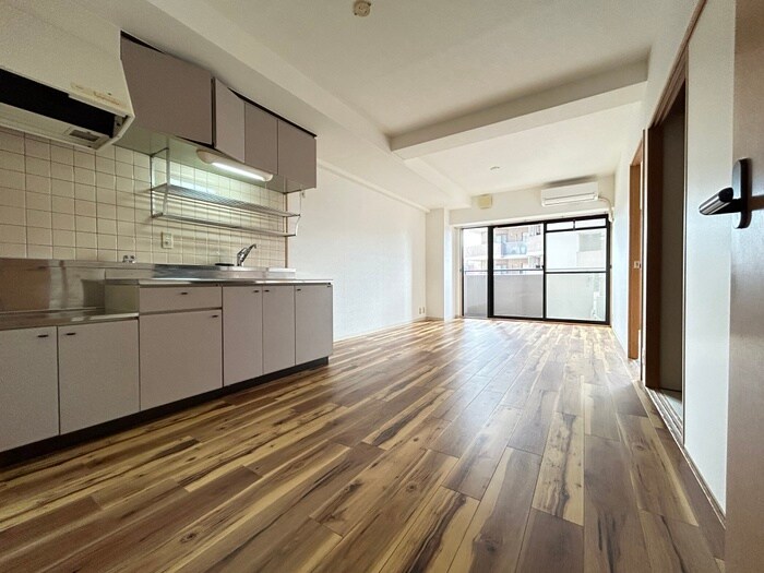 物件内観写真7　(居室)