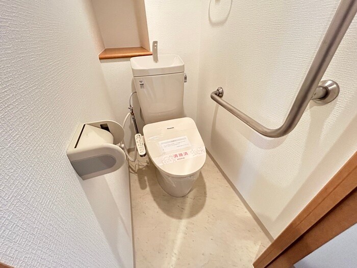 物件内観写真12　(トイレ)