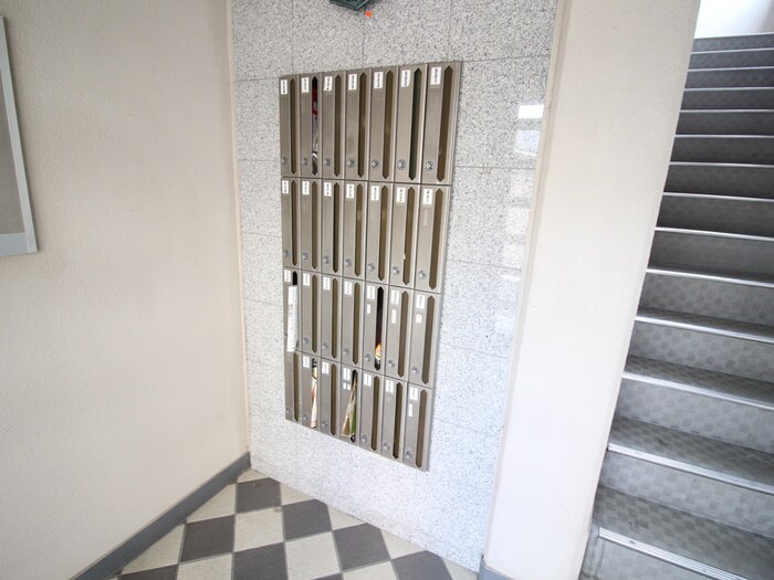 物件外観写真6　(建物設備)