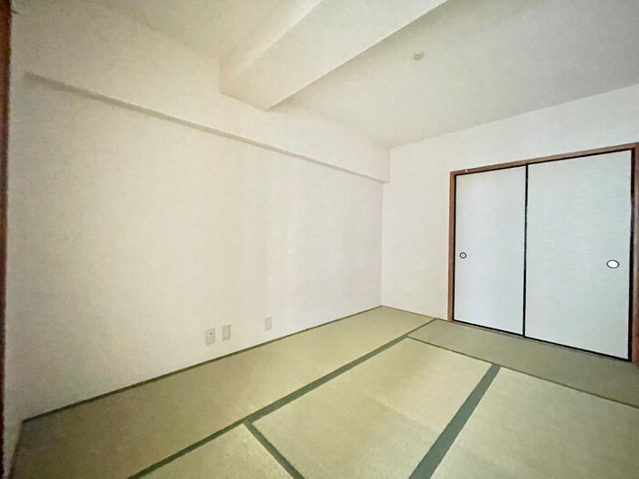 物件内観写真16　(居室)