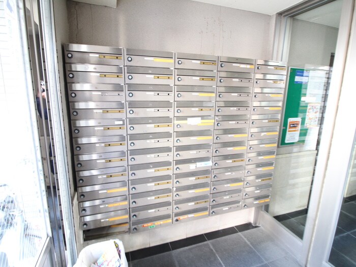 物件外観写真4　(建物設備)