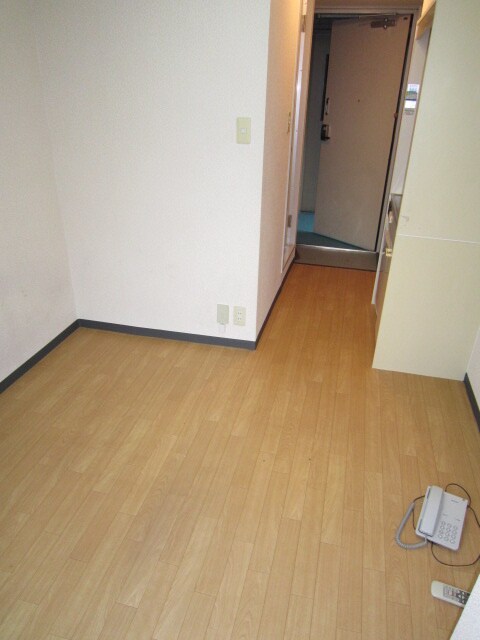 物件内観写真10　(居室)