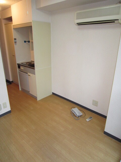 物件内観写真11　(居室)