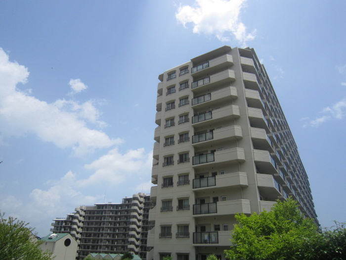 ﾗｳﾞｪﾆｰﾙ宝塚中山台ﾄﾞｩｼﾞｪｰﾑ(409)