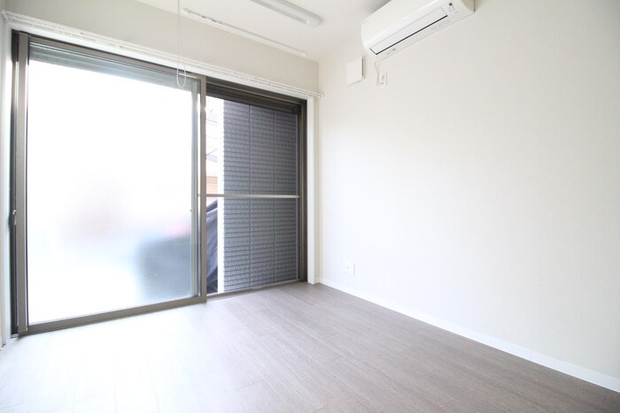 物件内観写真19　(居室)