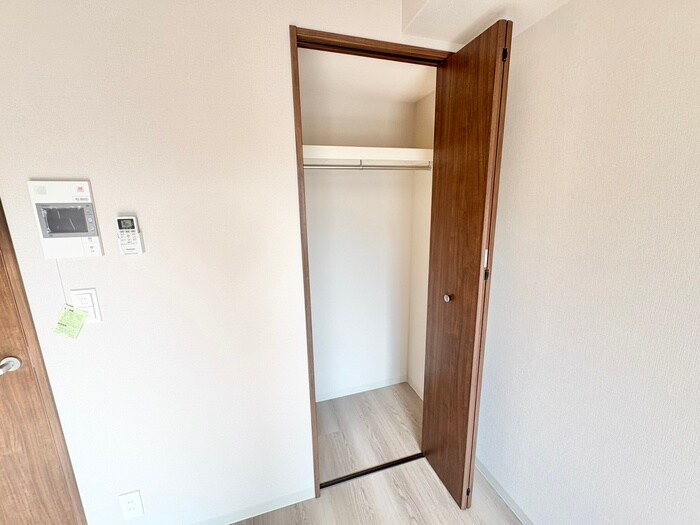 物件内観写真12　(収納)