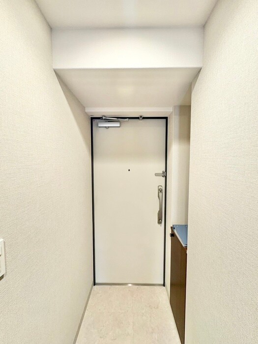 物件内観写真13　(玄関)
