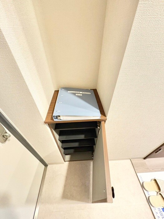 物件内観写真14　(靴箱)
