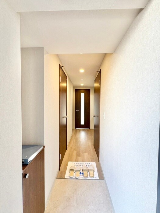 物件内観写真15　(廊下)