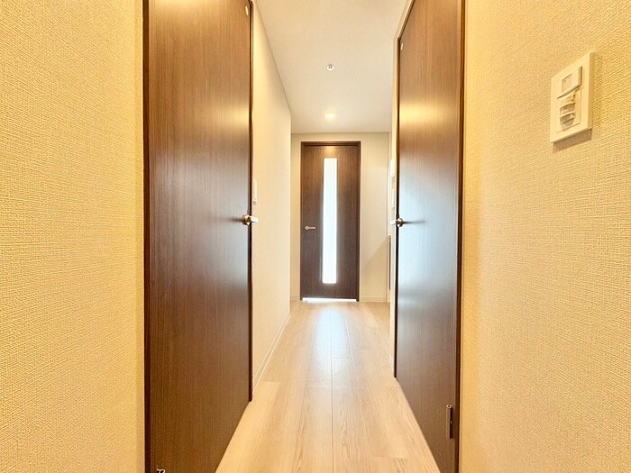 物件内観写真15　(廊下)
