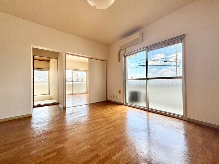 物件内観写真7　(居室)