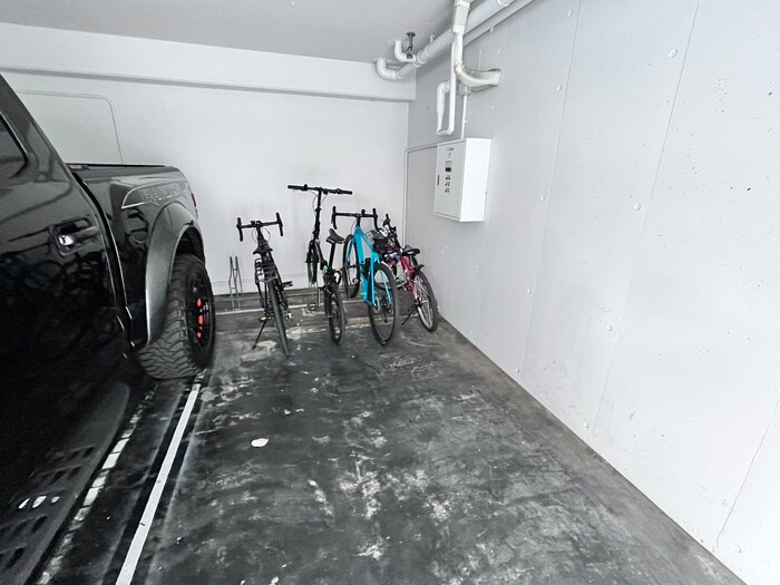 物件外観写真5　(駐輪場)